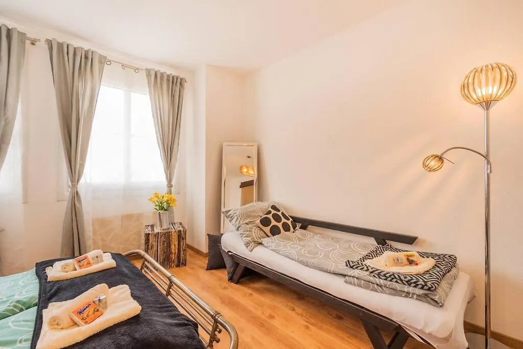 Top Location, Near Schoenbrunn Vienna